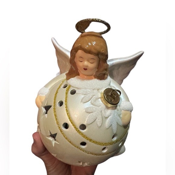 Home Reflections Light-Up Color Changing Ceramic Angel Christmas Bulb Figurine - Picture 4 of 9